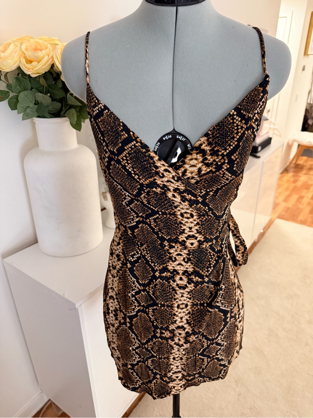 NWT Olivaceous Snake Print Wrap Mini Dress Side Tie S - Picture 8 of 12